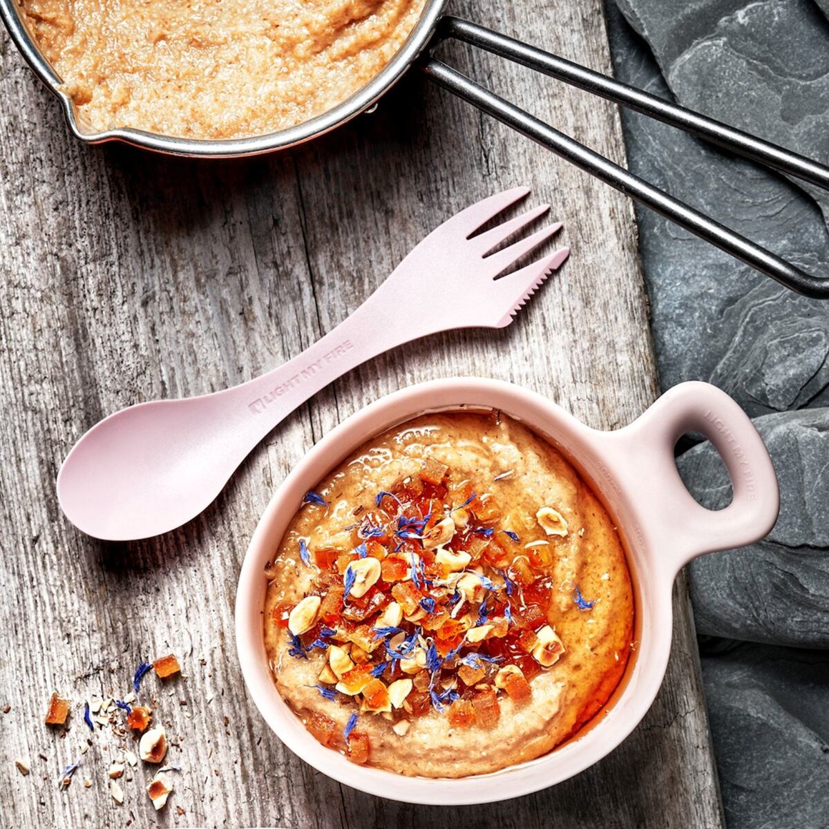 Light my fire Velký cestovní příbor Swedish Spork medium 2-pack sagegreen/cream