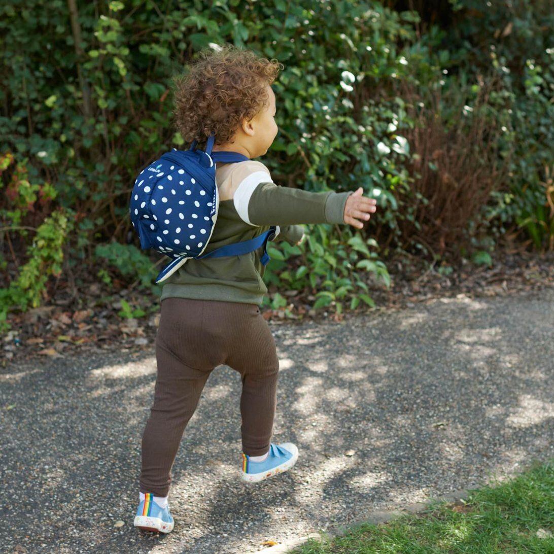 LittleLife Dětský batoh s bezpečnostním vodítkem Recycled stingray 2 l