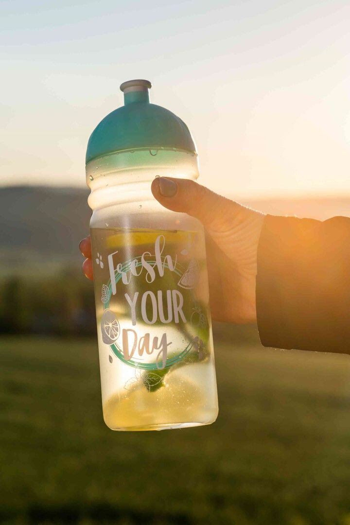 ZDRAVÁ LAHEV® ZDRAVÁ LAHEV 0,7l Fresh 2v1 se sítkem tyrkysová