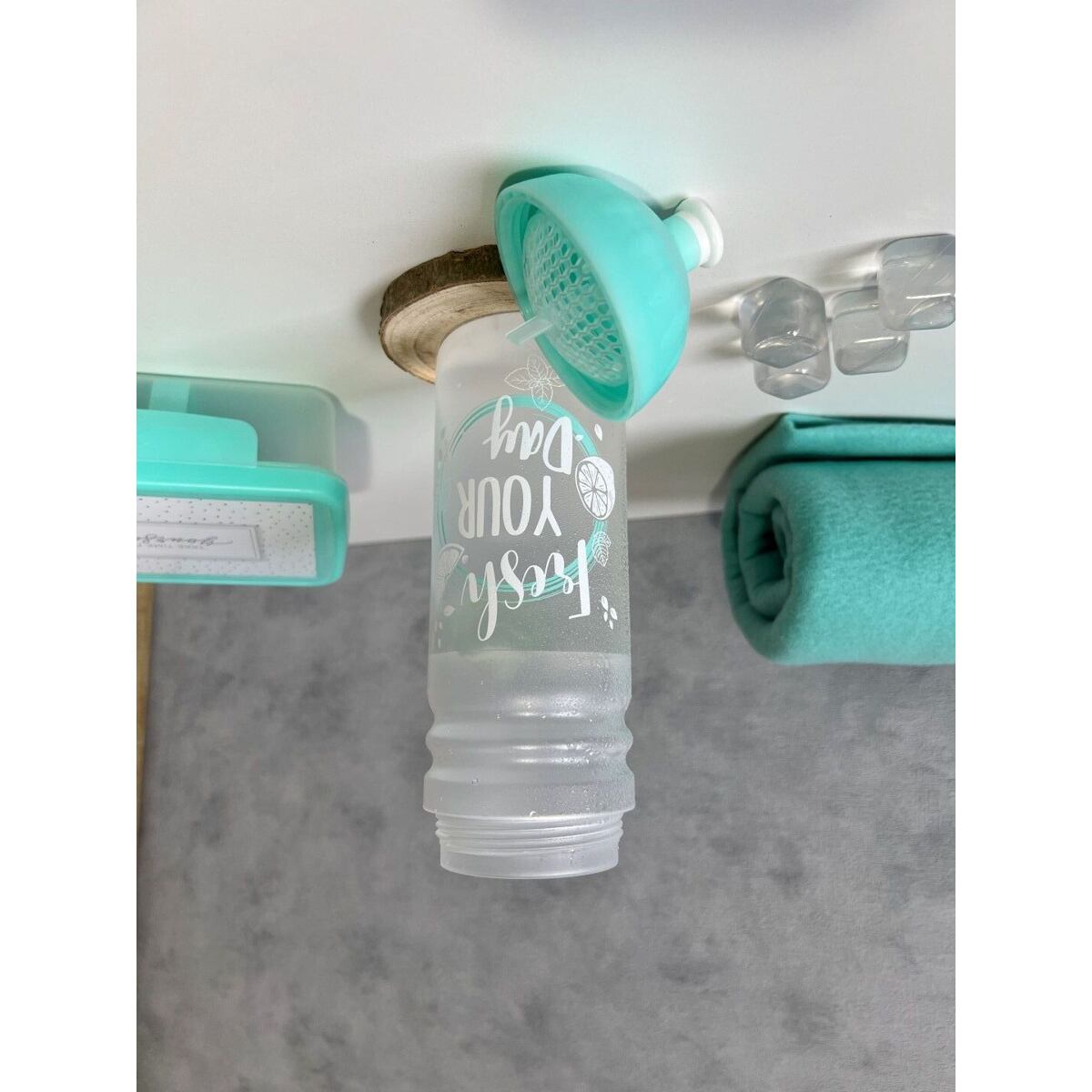 ZDRAVÁ LAHEV® ZDRAVÁ LAHEV 0,7l Fresh 2v1 se sítkem tyrkysová