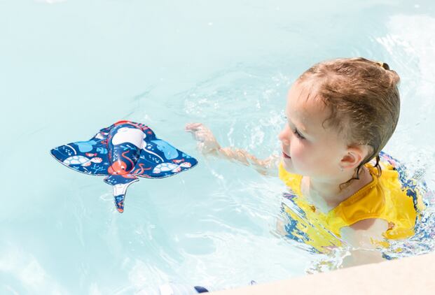 Splash About Neoprenové hračky do vody  - Rejnok a velryba