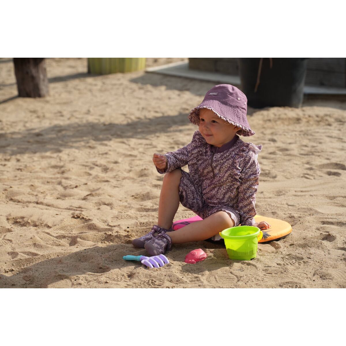 Playshoes Dětský UV klobouk Flowers oboustranný - violet