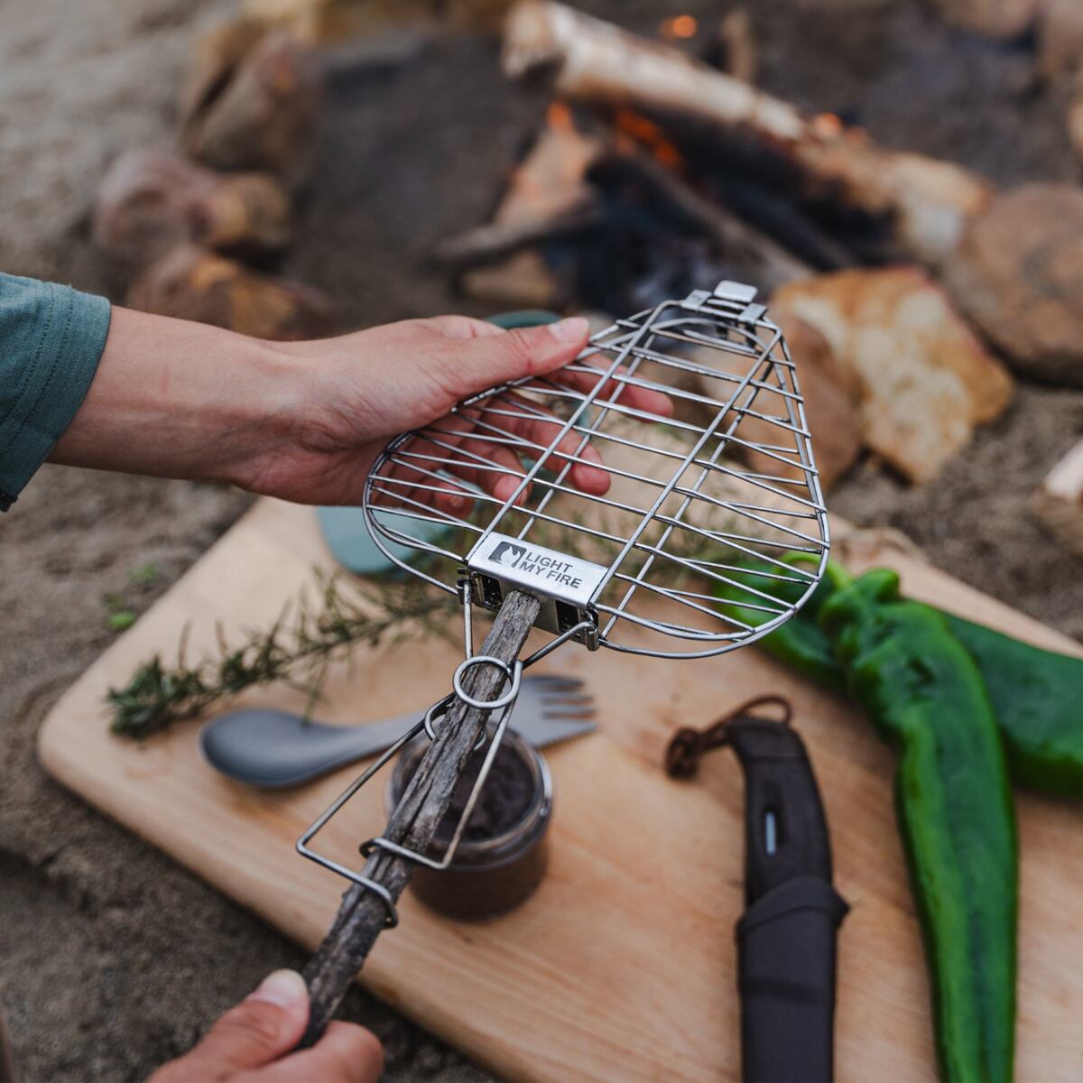 Light my fire Skládací grilovací rošt na opékání nad ohněm GrandPa´s FireGrill
