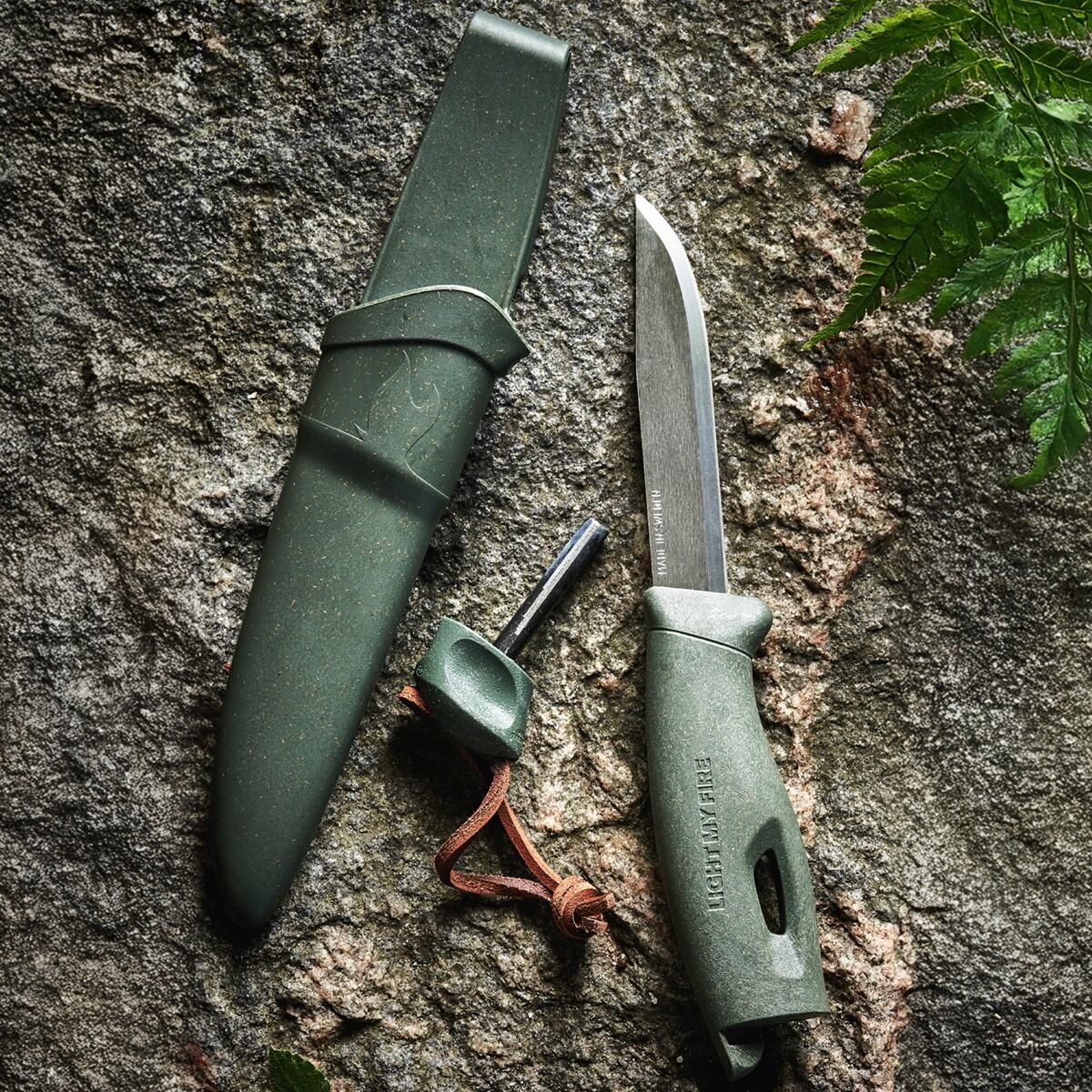 Light my fire Outdoorový nůž s křesadlem Swedish FireKnife 2in1 sagegreen